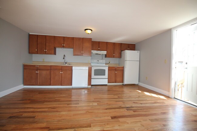 Photo - 319 Central Ave Unit 1