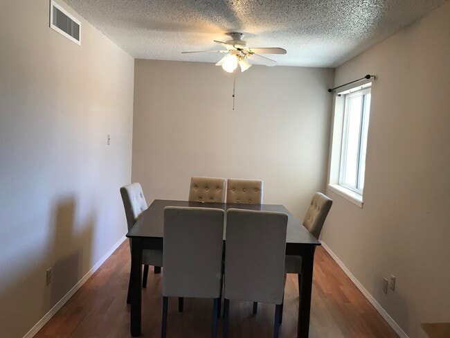 Photo - 10229 Ashwood Dr