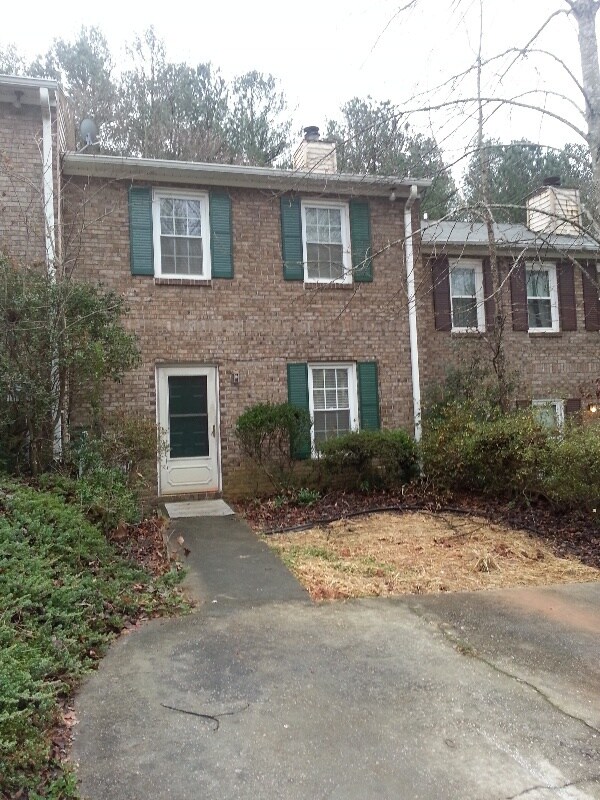 218 Timber Creek Ln SW Townhome Townhome Rental in Marietta GA