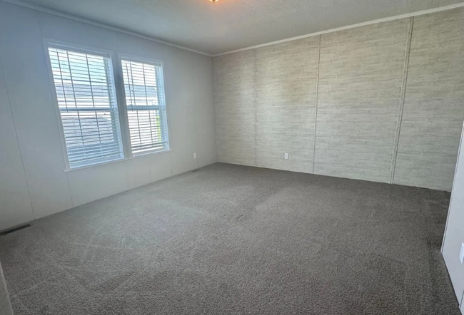 Photo - 17019 Coventry Ln