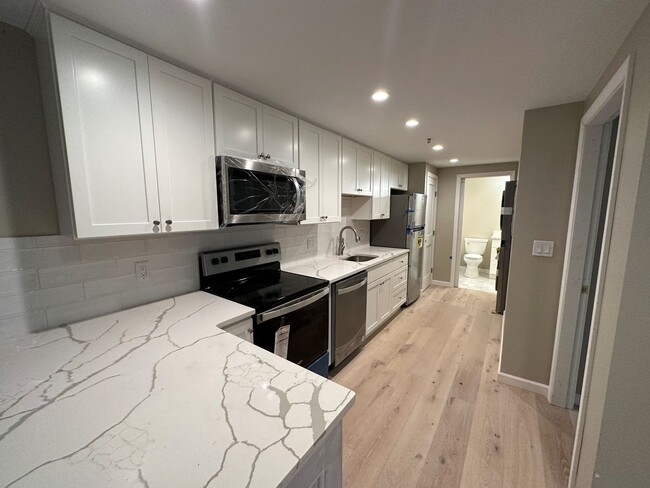 Building Photo - On Winthrop Beach - In Unit 22B Rental