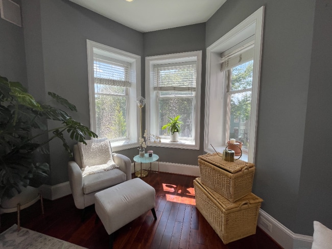 Photo - 1811 8th St NW Unidad 2