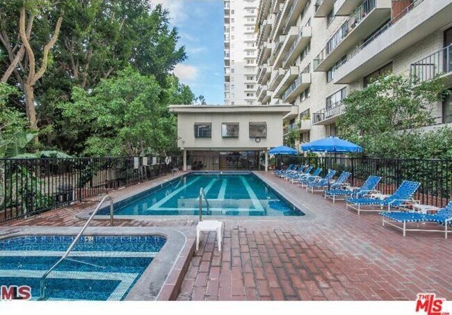 10535 Wilshire Blvd Unit 1109