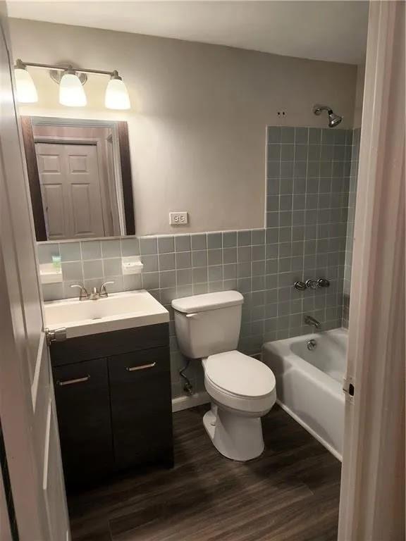 Photo - 300 Peachtree Rd NE Unit 5L