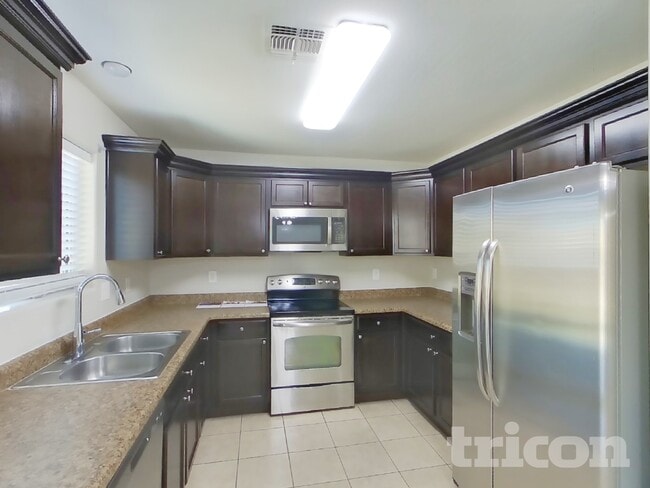 Photo - 3513 S 89th Ave