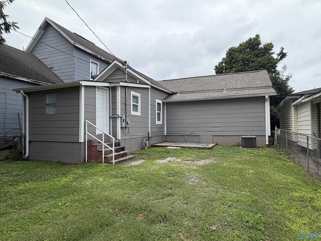 Photo - 1603 Grant St SE