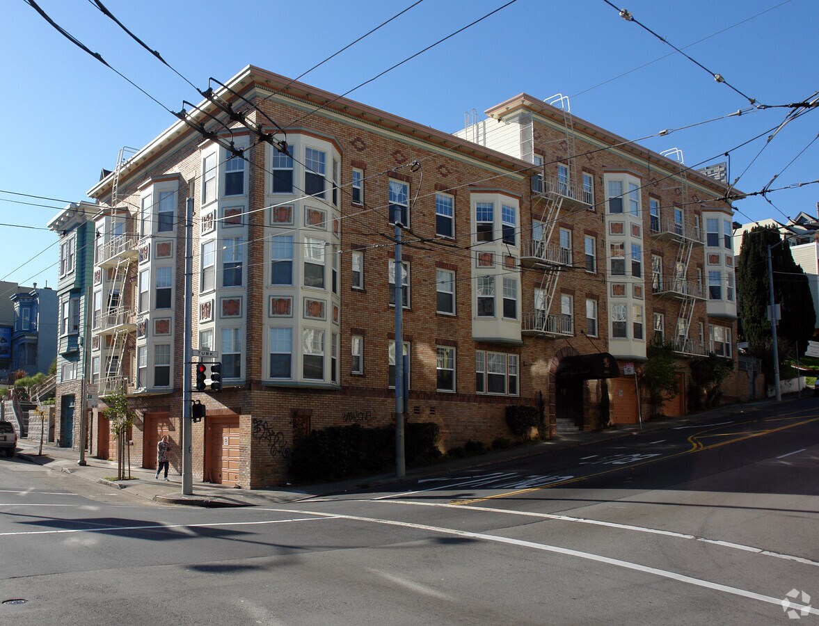 Photo - 1801 Turk St Apartments