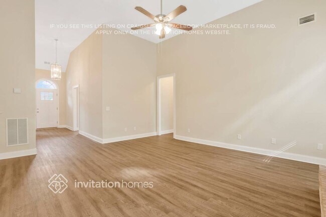 Photo - 155 Fullerton Ridge Dr