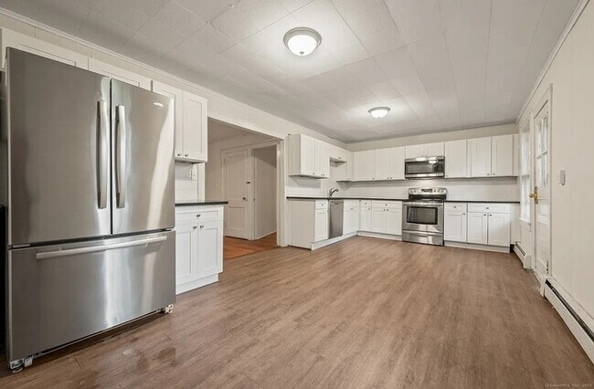 1281 Durham Rd