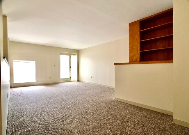 Photo - 2014 Washington St Unit 10