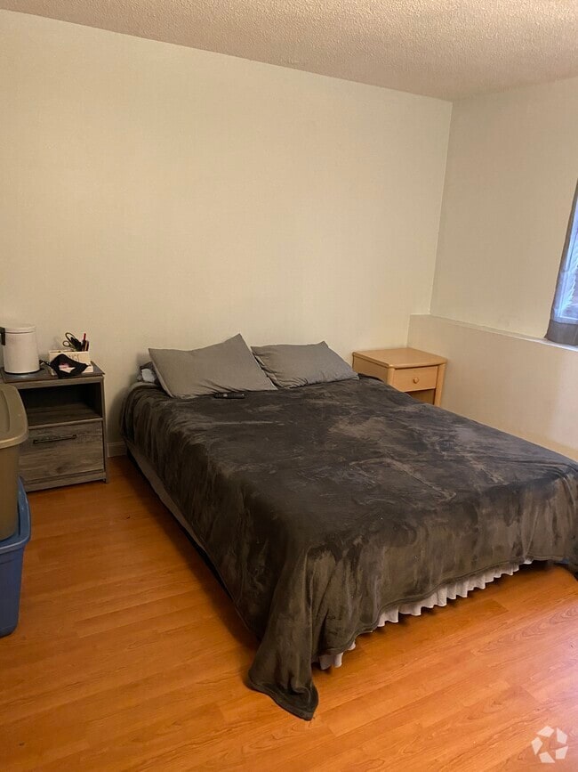 Building Photo - 42 Prospect St Unit 2 Rental