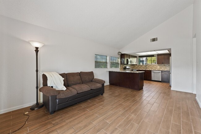Photo - 7715 Candlegreen Ln