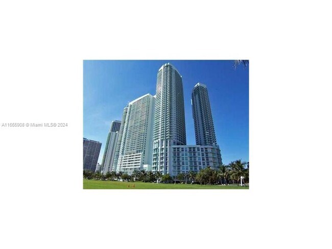 Building Photo - 1900 N Bayshore Dr Unit 4215 Rental