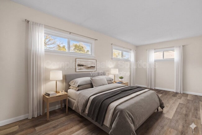 Photo - 62 Capitol Hill Dr