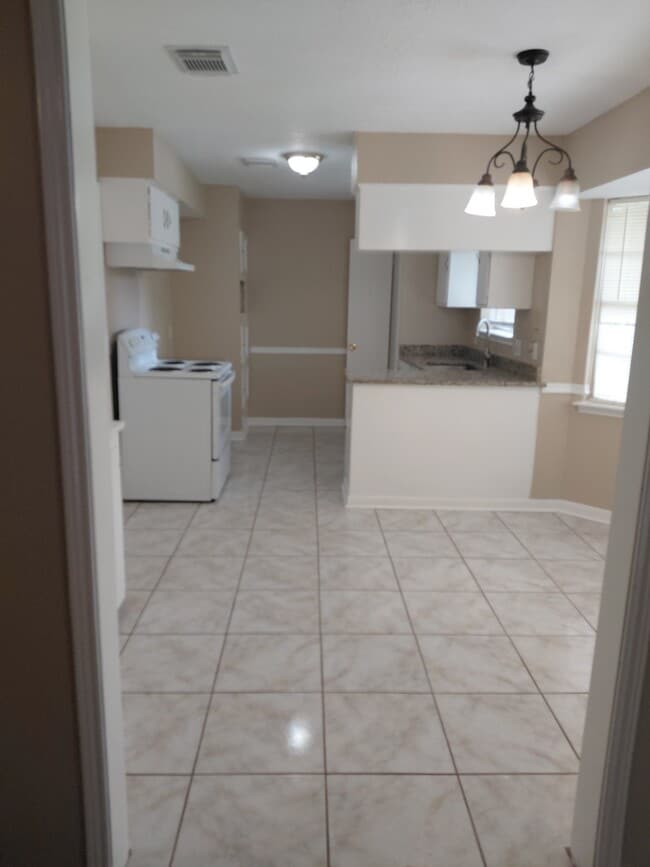 23207 Cranberry Trail