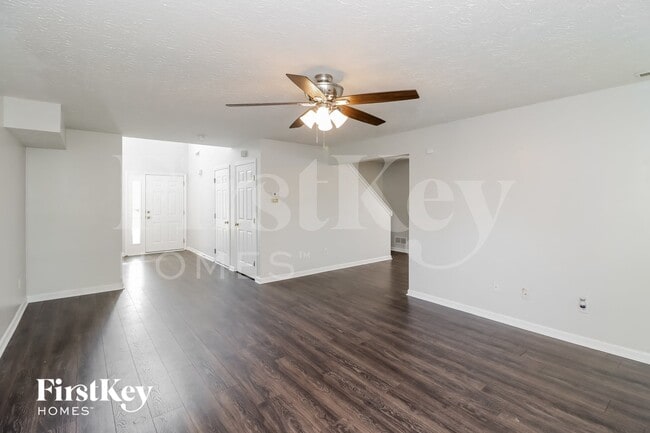 Photo - 5973 Marsh Cir