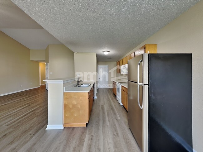 Photo - 10848 Roundtree Rd