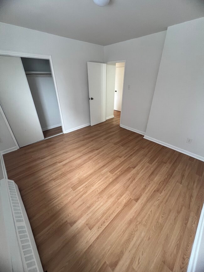 Photo - 1535 Birchmount Rd