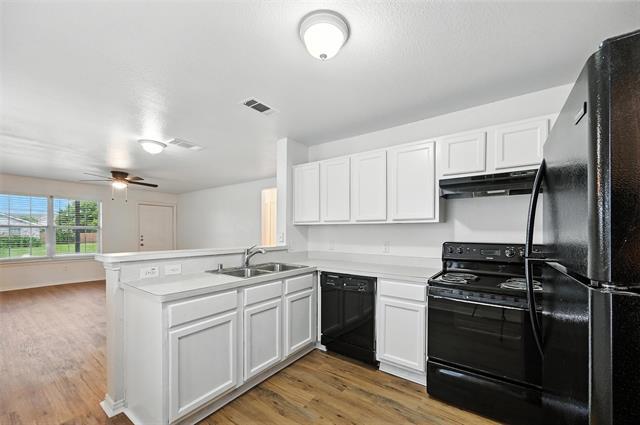 Photo - 1713 Manor Garden Mnr