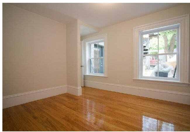 Photo - 662 Massachusetts Ave