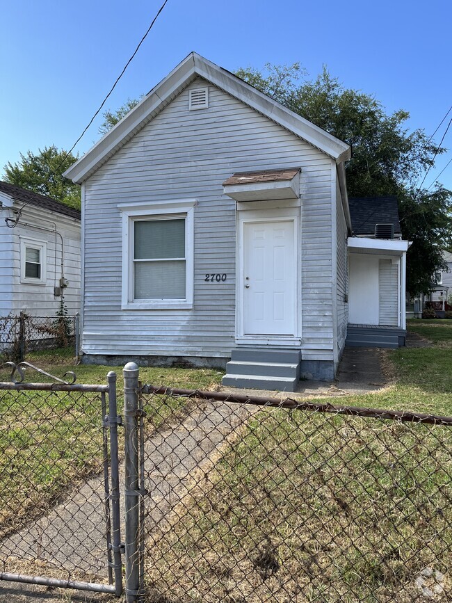 Building Photo - 2700 Montana Ave Rental