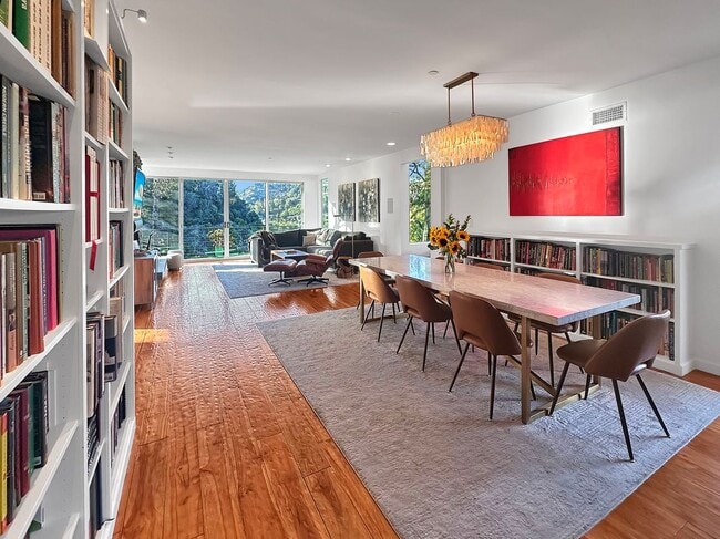 Photo - 8265 Mannix Dr