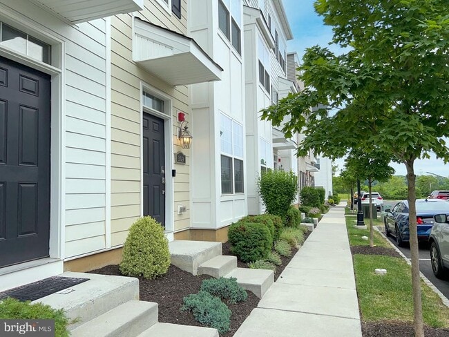 Photo - 109 King St