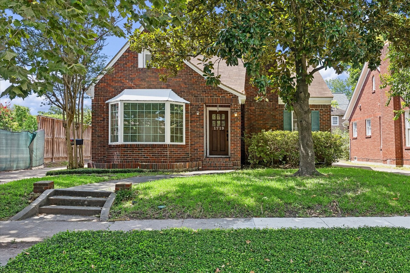 Photo - 1719 Harold St