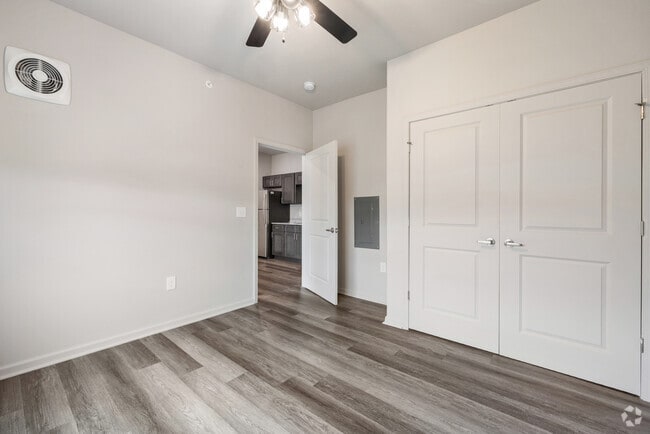 Interior Photo - Platform Dothan Rental