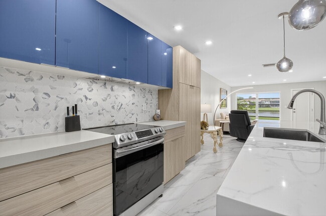 Photo - 5753 Spindle Palm Ct