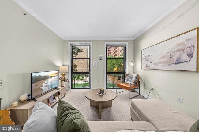 Photo - 631 D Street NW Unidad 336