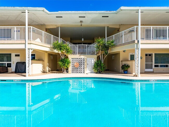 Photo - 2866 NE 30th St Unit 21