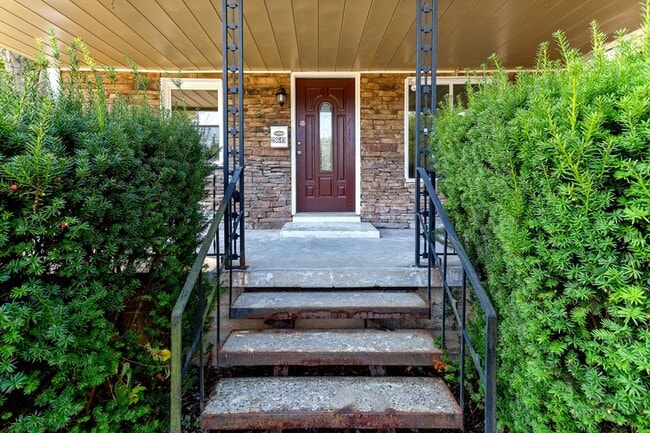 Photo - 28649 John Hauk St