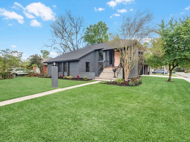 Photo - 5041 Nina Lee Ln