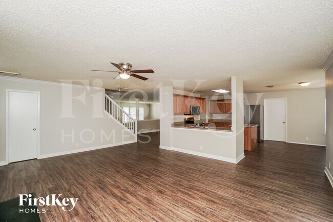 Photo - 14219 N Hills Village Dr