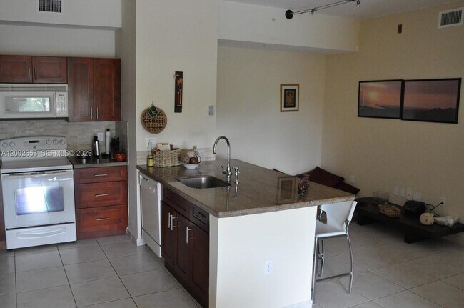 Photo - 7330 NW 114th Ave Unit 201-5