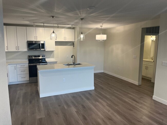 Photo - 18645 Stroh Rd Unit 1-003