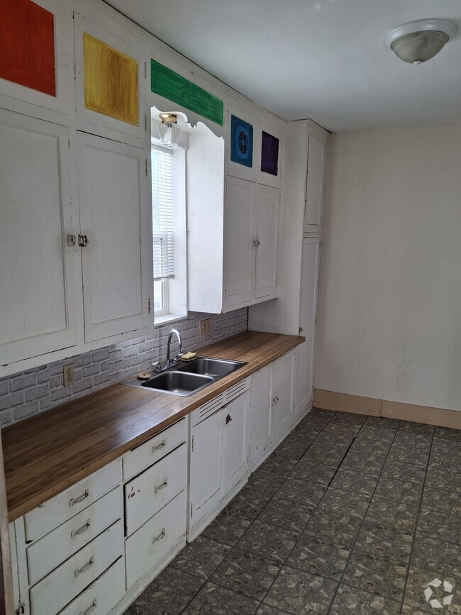 Building Photo - 909 S Front St Unit 1 Rental