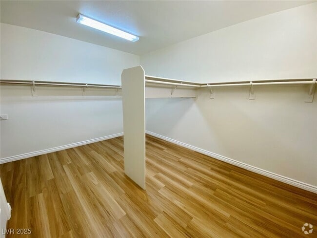 Building Photo - 123 Cascade Lake St Rental