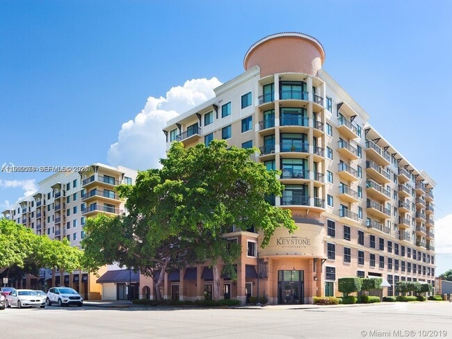 Photo - 3590 Coral Way Unidad 509