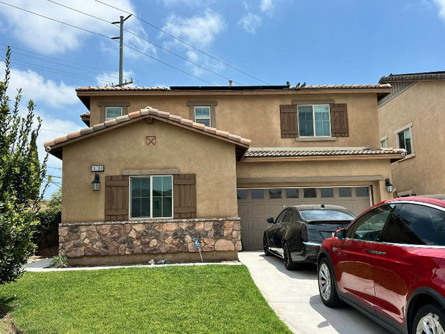 Building Photo - 16760 Meridian Ln Rental