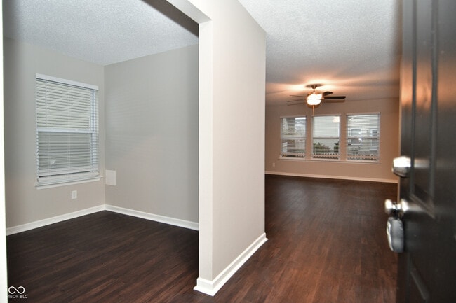 Photo - 10046 Sapphire Berry Ln