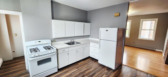 Building Photo - 3 Wilbur Ct Unit 2