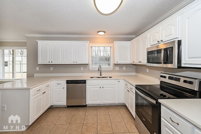 Photo - 1113 Deer Creek Dr