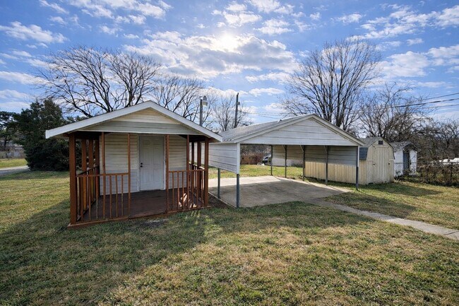 Photo - 1214 Gordon St