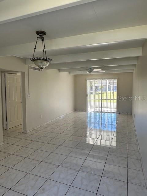 2709 Club Cir