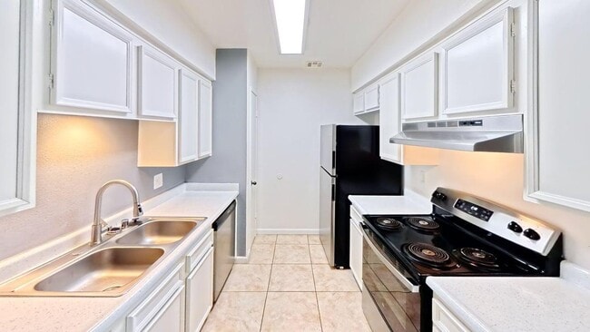 2x1 Plan A Kitchen - Sierra Meadows