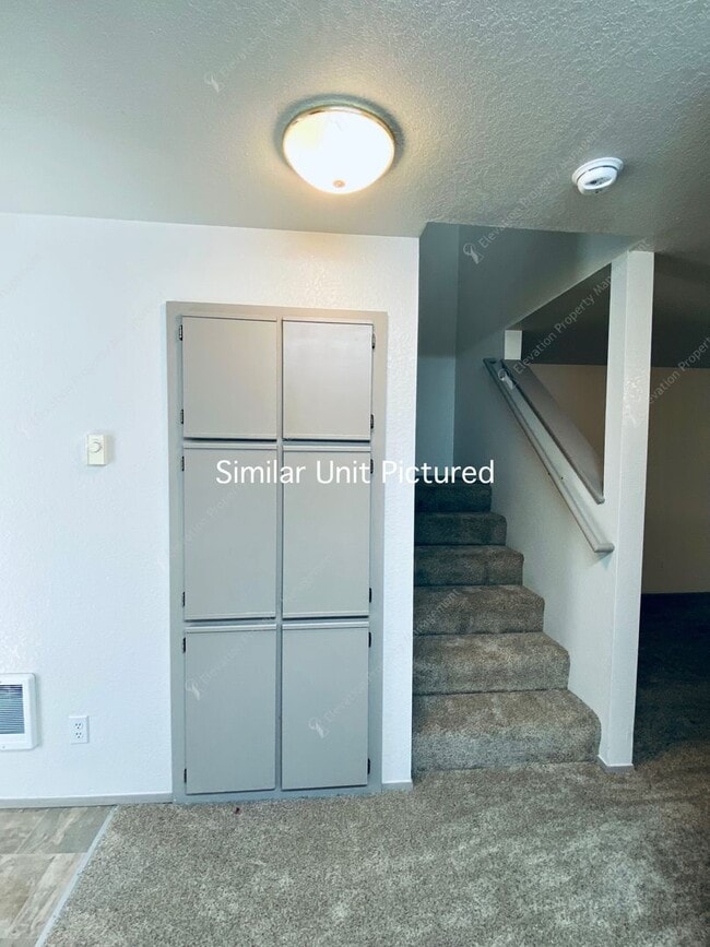 Photo - 2810 NE Mesa Ct Unidad 4