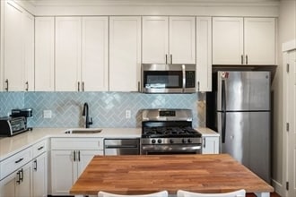 Photo - 596 E 2nd St Unit 3