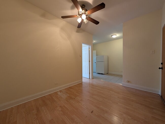 Photo - 4848 N Damen Ave Unidad 4851-203